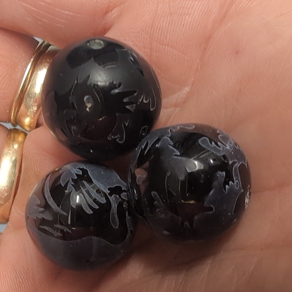 Etched Dragon Phoenix Sardonyx Beads - Picture 3 of 5